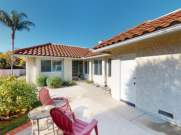 2nd image of 2174 Crespi Ln