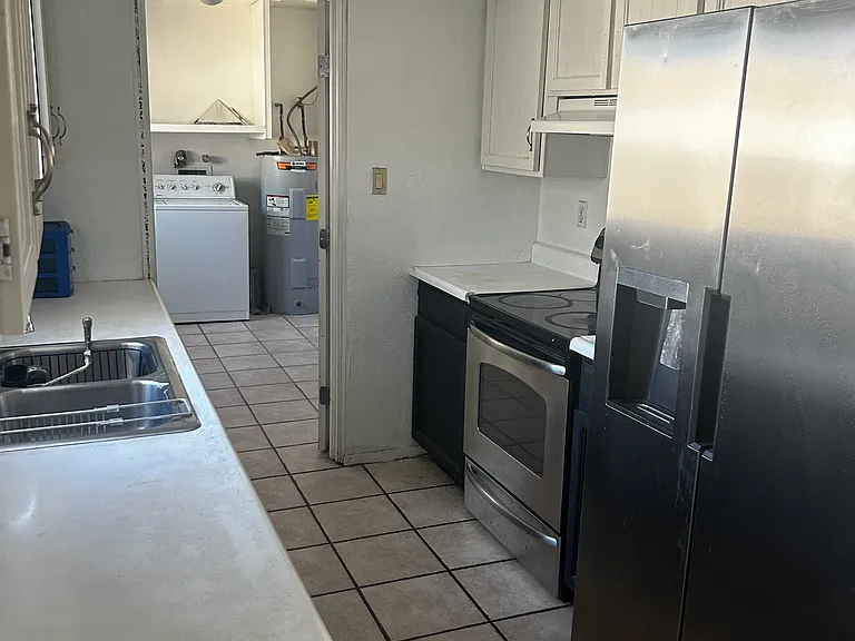1620 Birch Ct — Photo 5