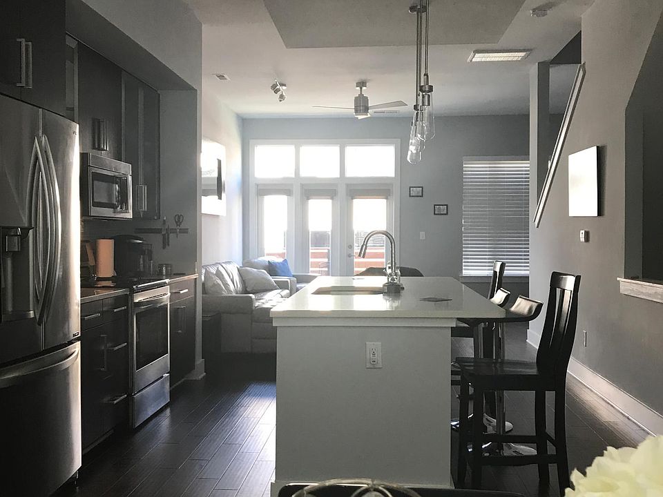 Kitchen to living room