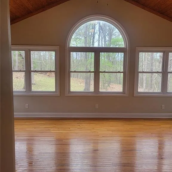 3370 Westbrook Rd — Photo 10