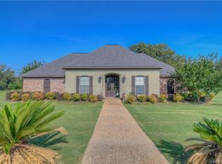 10 Golf Club Dr, Haughton, LA 71037