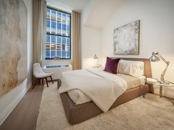 70 Pine Street image 3 of 23