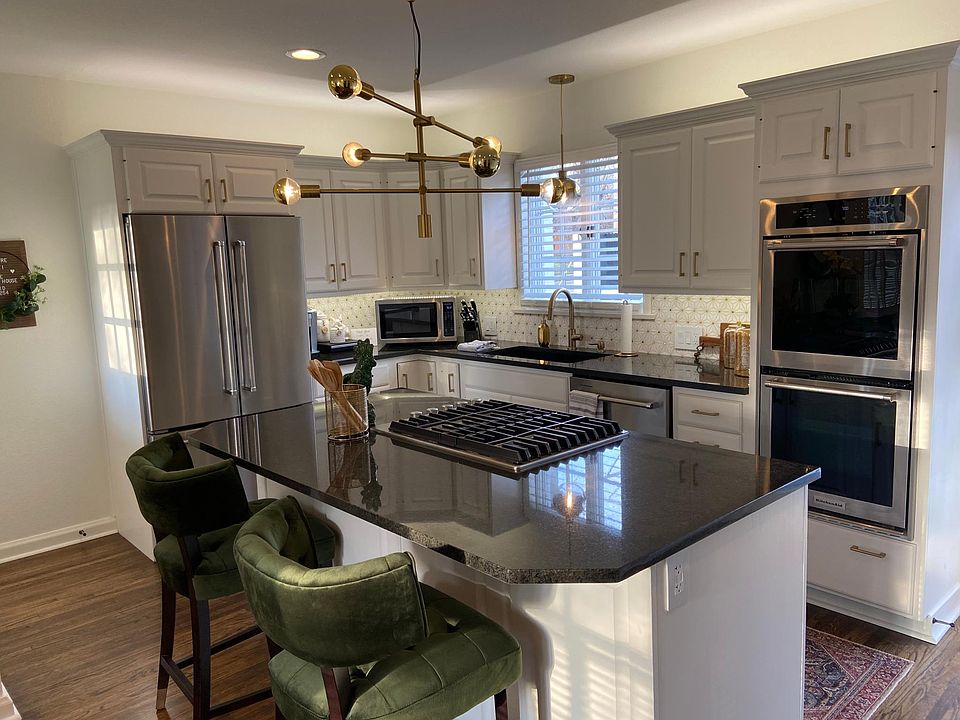 Newly Remodeled chef's kitchen