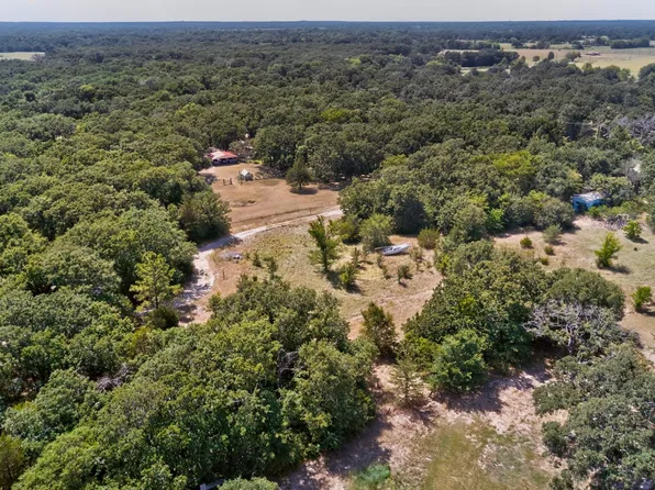 14266 Hickory Tree Ln, Wills Point, TX 75169