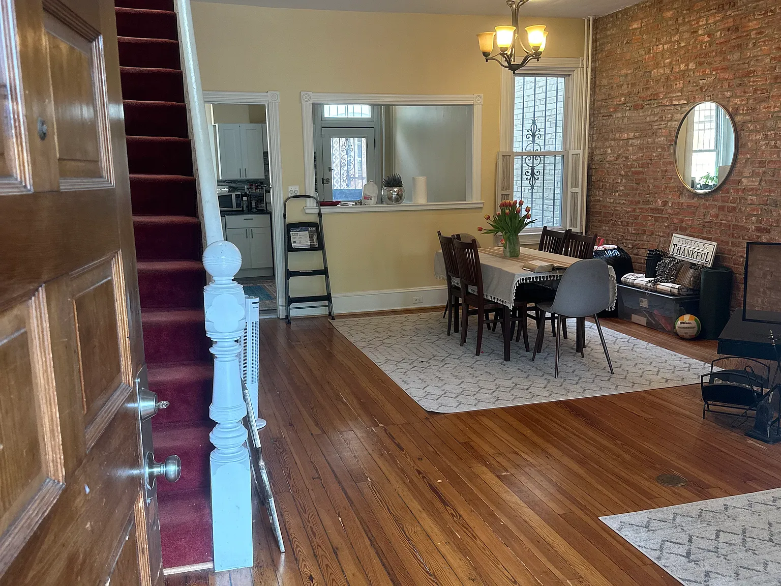 3 bed, 1.5 bath, 1800 sqft, $4,400 — Photo 4