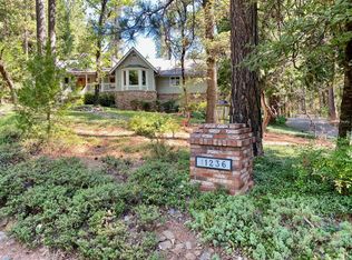 11236 Golden Way, Nevada City, CA 95959