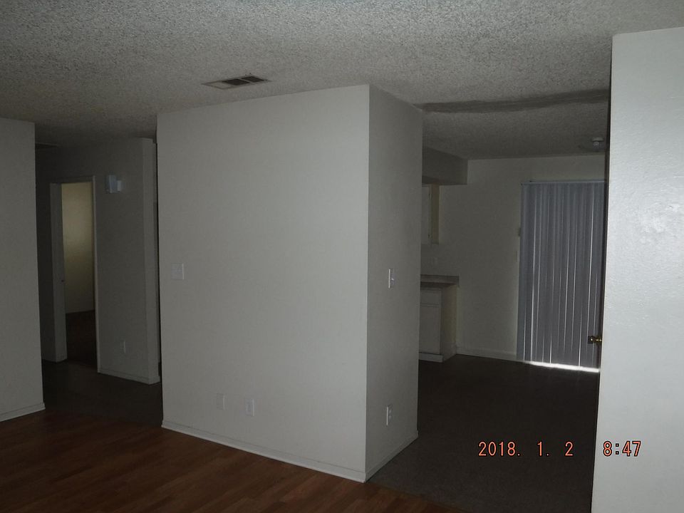 2nd image of 646 S Dayton St