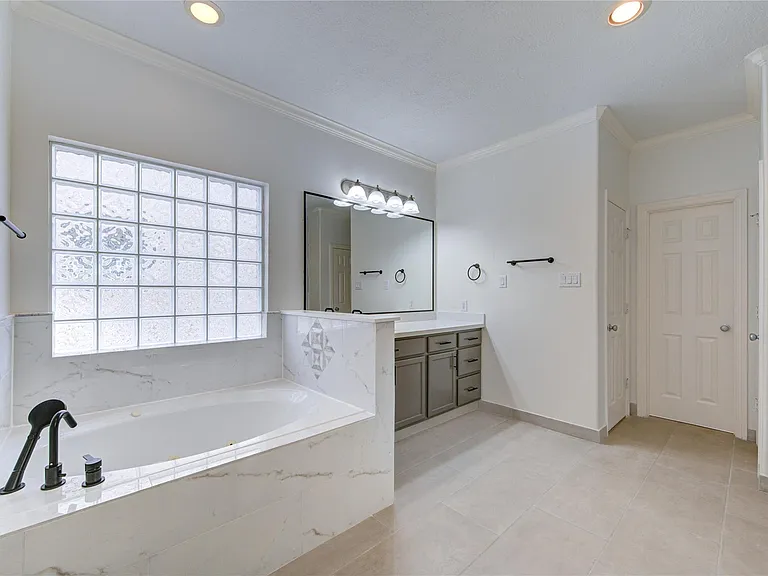1131 Sopris Dr — Photo 21