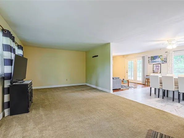 2590 Jerome Rd, Lebanon, OH 45036