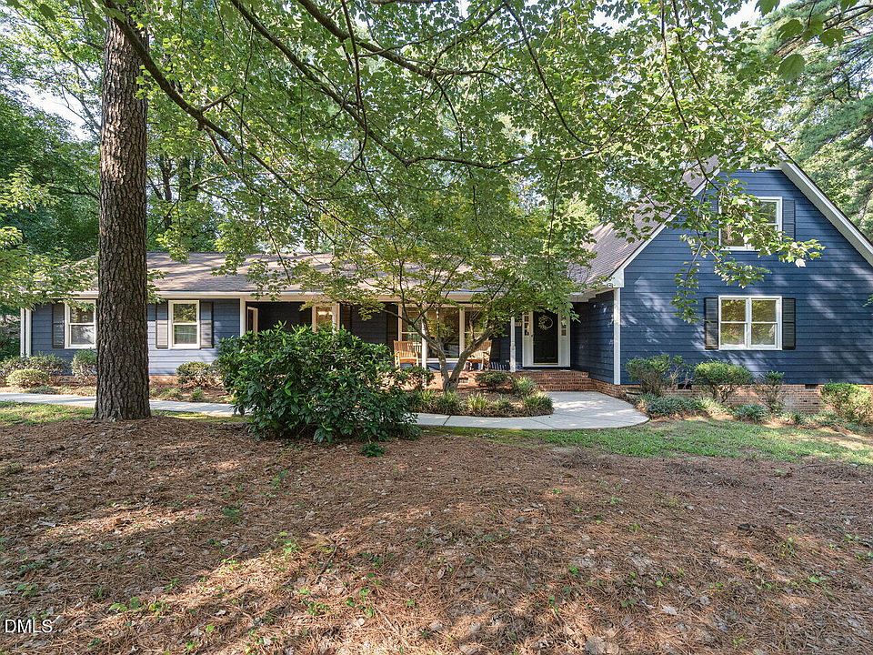1st image of 1701 Lord Ashley Dr