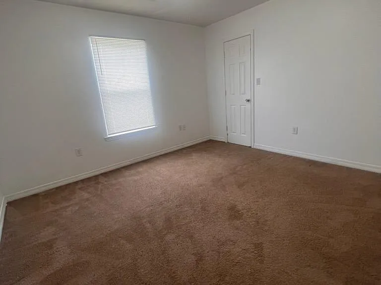 1809 Old Roman St #B — Photo 8