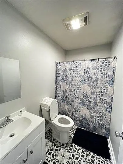 1050 Scott St #6 — Photo 8