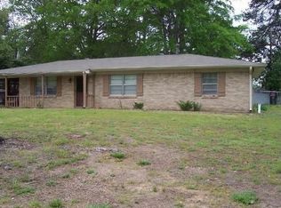 503 Glendale St, Queen City, TX 75572