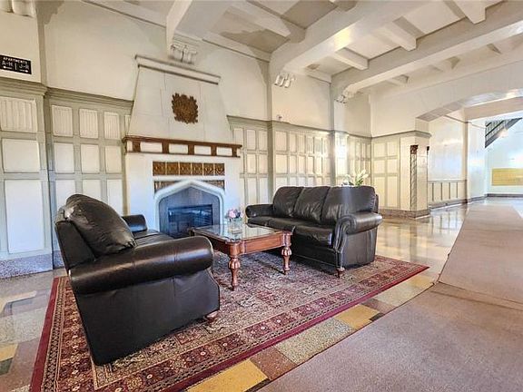 3rd image of 16710 Crocheron Ave APT 2N