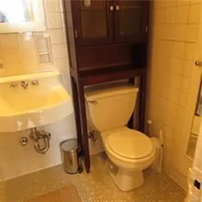 Sold by YCL Real Estate Consulting Group LLC | media 19