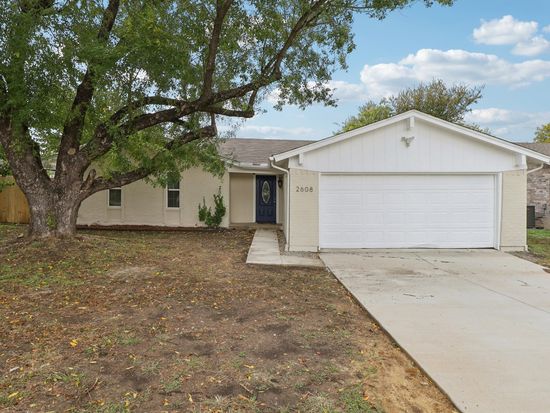 2608 Shenandoah Dr, Arlington, TX 76014