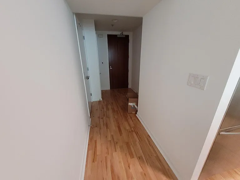 338 Spear St #4H — Photo 5