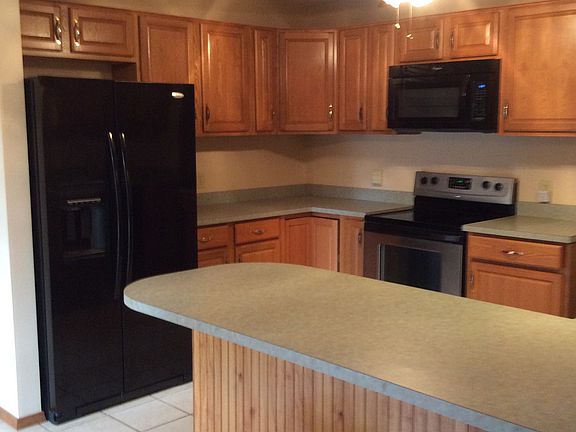 4th image of 1325 Forest Dr