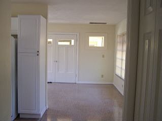 1816 Hedden Pl. Vero Beach, Fl-Hall to Front Door