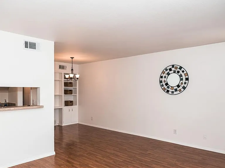 2425 Ashdale Dr #60 — Photo 3