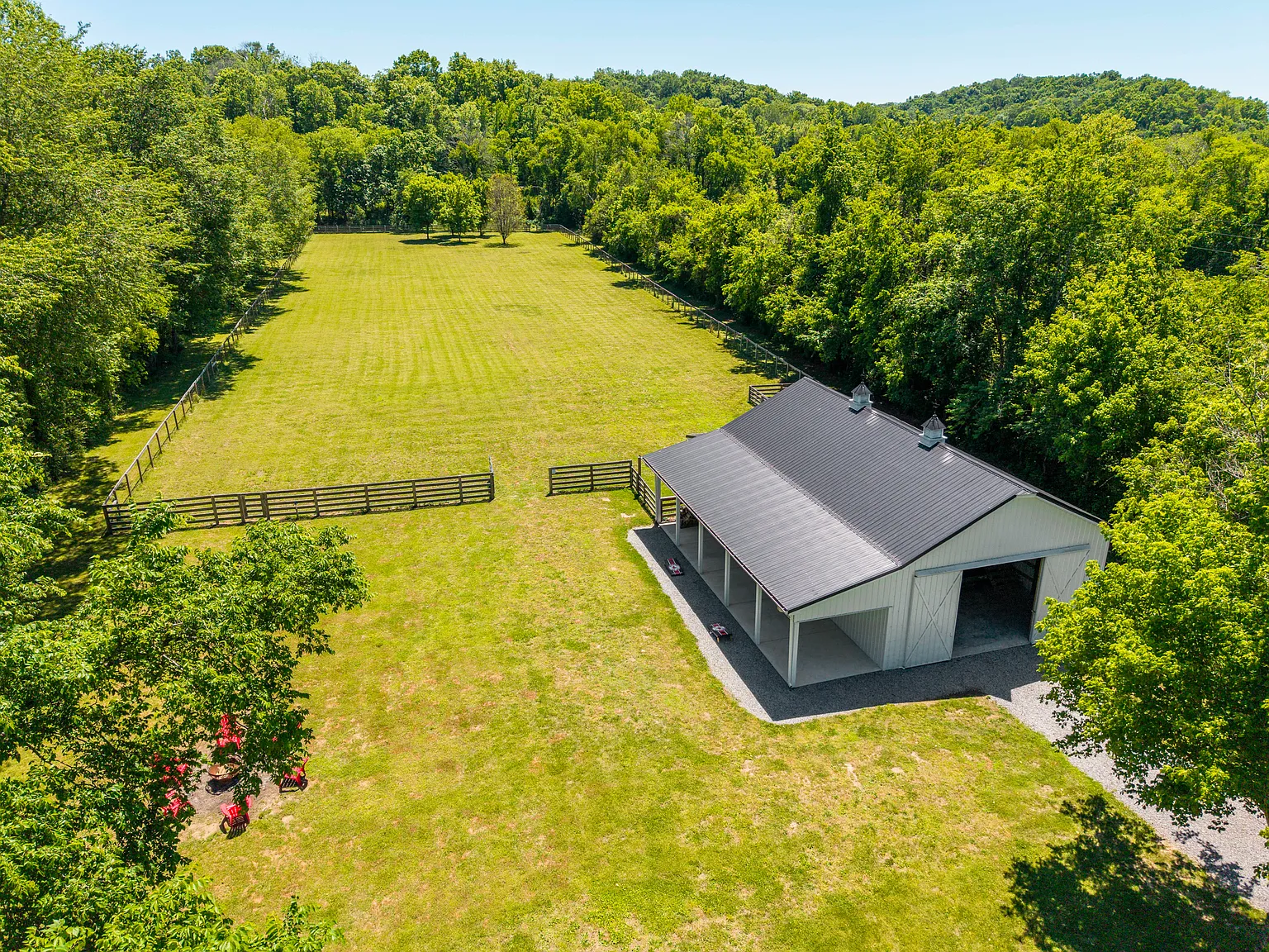 5 bed, 5.5 bath, 5400 sqft, $16,000 — Photo 4