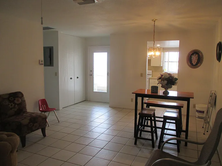 2951 Ashley Dr W #D — Photo 5
