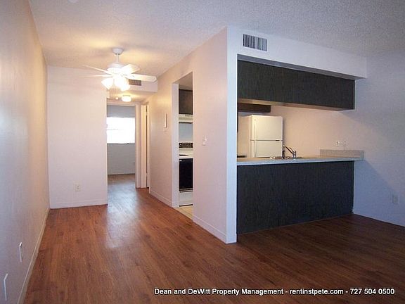 3rd image of 900 70th St N APT 105