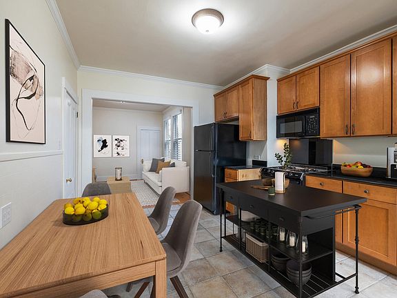 5th image of 567 Lombard St #567