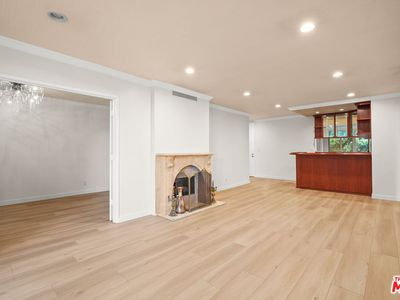 1010 N Kings Rd APT 303, West Hollywood, CA, 90069