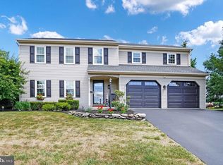 115 Apple Tree Ln, Mount Wolf, PA 17347