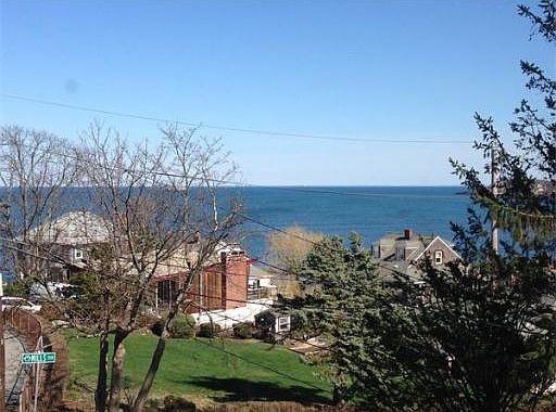 2nd image of 27 Little Nahant Rd