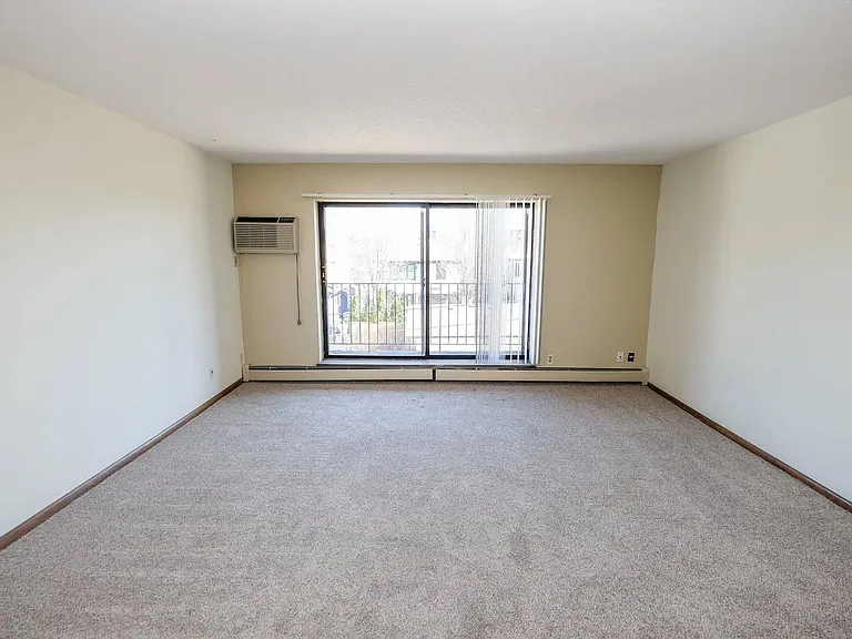 Welcome to Central Lakes of Uptown, where spacious living meets convenience. Enjoy oversized windows that bring in natural light and create a warm atmosphere. Live comfortably in the heart of vibrant Uptown. Schedule your tour today!