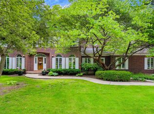 1344 Academy Ln, Wheaton, IL 60189