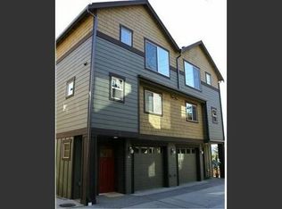 11316 8th Ave NE #D1, Seattle, WA 98125