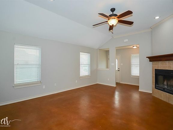 4th image of 2318 Independence Blvd