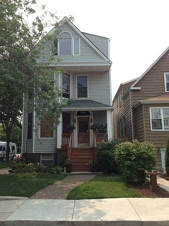 1st image of 4100 N Claremont Ave #1