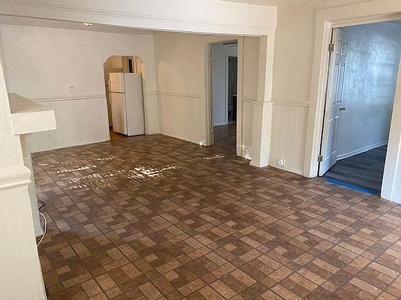 4th image of 1210 Holmes Ave #A