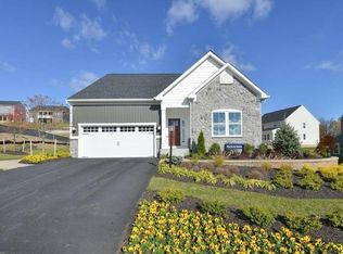 981 Cedar Grove Dr, Tipp City, OH 45371