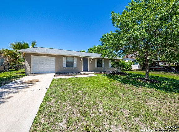 2nd image of 5043 Guinevere Dr