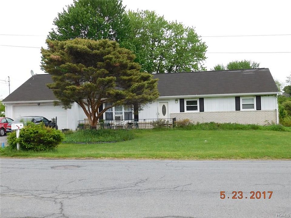 2nd image of 137 Watkins Ave