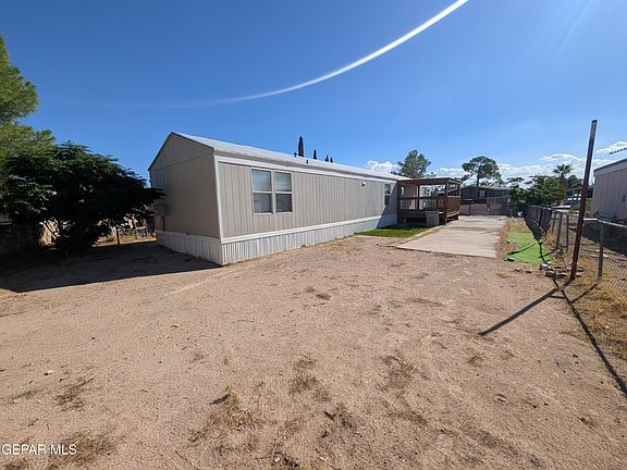 2nd image of 1052 Macadamia Cir