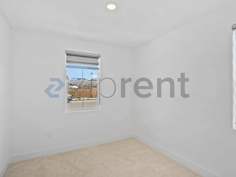 4638 Strandberg Ave — Photo 15