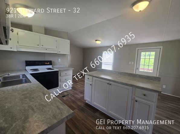 921 Steward St #32