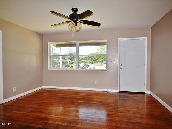 4th image of 2363 Ardmore Ct