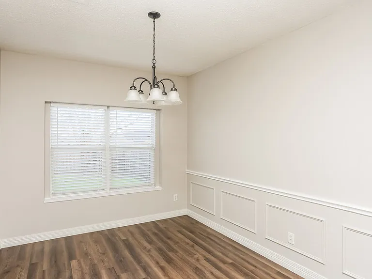 1530 Aberdeen Dr — Photo 6