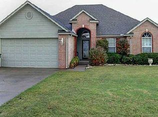 1111 W Beech St, Skiatook, OK 74070