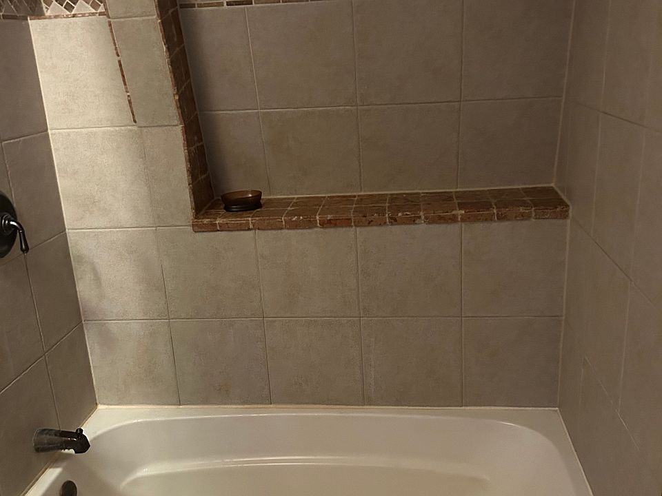 1st image of 16648 Glenshire Dr