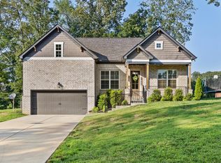 17024 Plantation Way, Bon Aqua, TN 37025