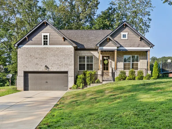 17024 Plantation Way, Bon Aqua, TN 37025