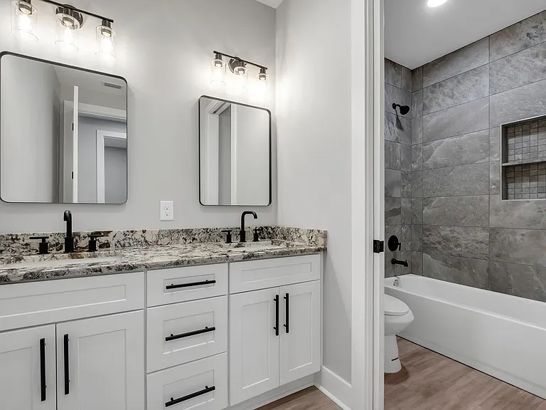 226 E Bradford Rd #A — Photo 23